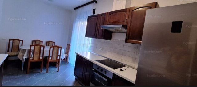 Kiadó téglalakás, albérlet, VII. kerületben, Kazinczy utcában