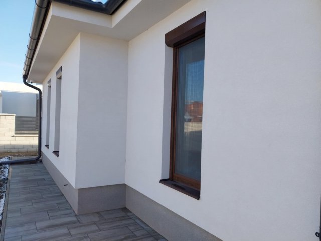 Eladó ikerház, Nyíregyházán 81 M Ft, 4 szobás