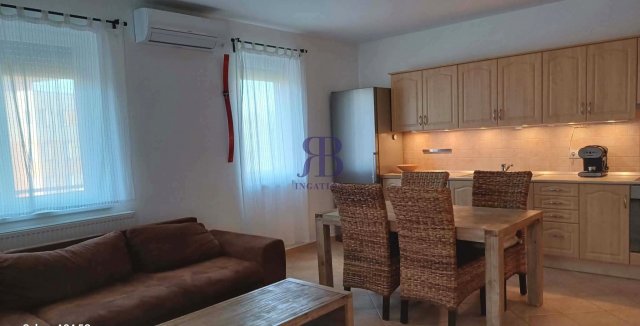 Kiadó téglalakás, albérlet, X. kerületben, Kismartoni úton