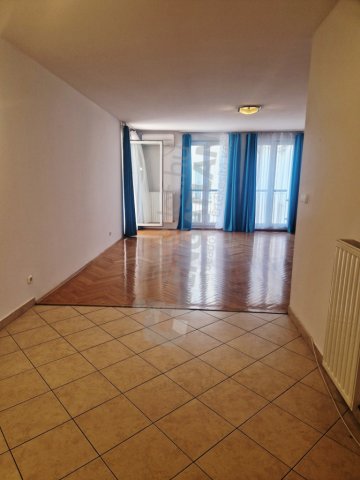 Kiadó téglalakás, albérlet, V. kerületben, Vadász utcában