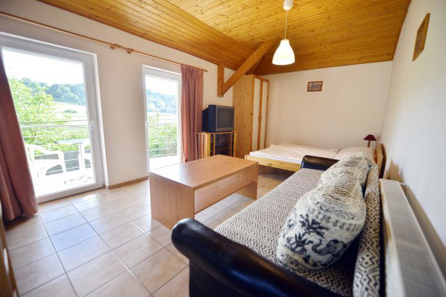 Eladó családi ház, Nagymányokon 64.9 M Ft, 5 szobás