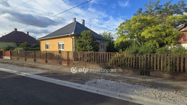 Eladó családi ház, Kabán 32.7 M Ft, 3 szobás