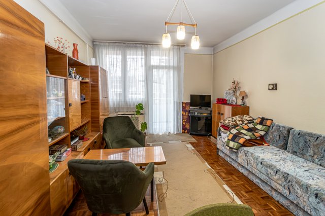 Eladó téglalakás, Debrecenben, Szigligeti utcában 53 M Ft