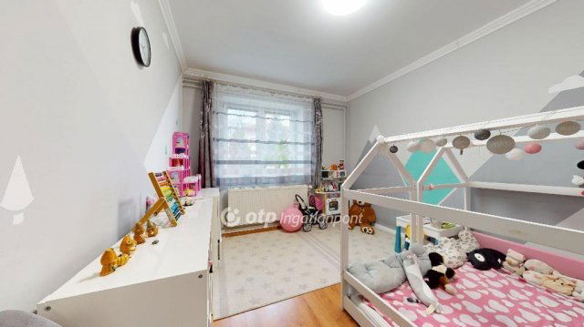 Eladó családi ház, Nyírbátorban 48 M Ft, 3 szobás