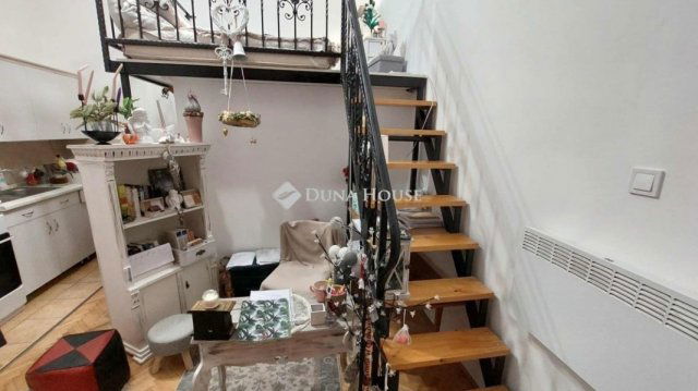 Kiadó téglalakás, albérlet, Debrecenben 200 E Ft / hó, 1 szobás