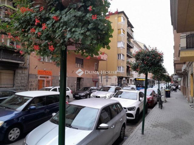 Eladó üzlethelyiség, Budapesten, XIII. kerületben 60 M Ft