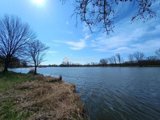 Eladó családi ház, Őrbottyánban 149 M Ft, 5 szobás