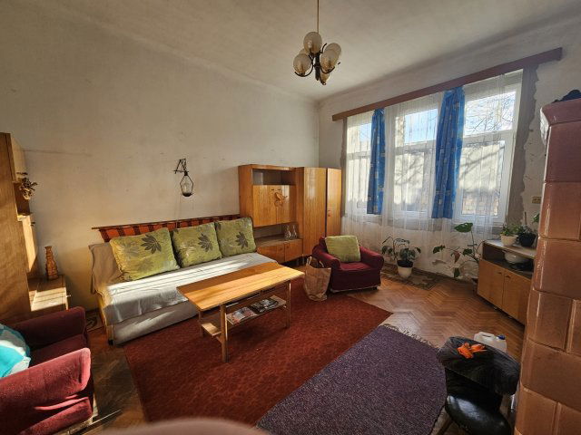 Eladó téglalakás, Pápán 14.9 M Ft, 1+2 szobás