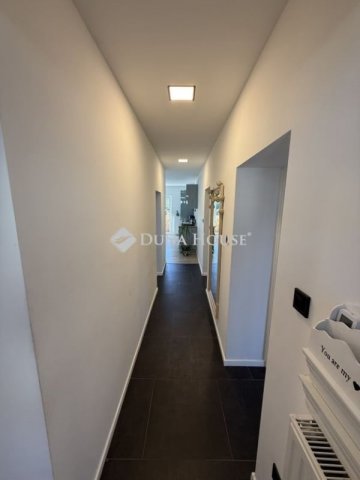 Eladó téglalakás, Balatonalmádiban 90.9 M Ft, 4 szobás