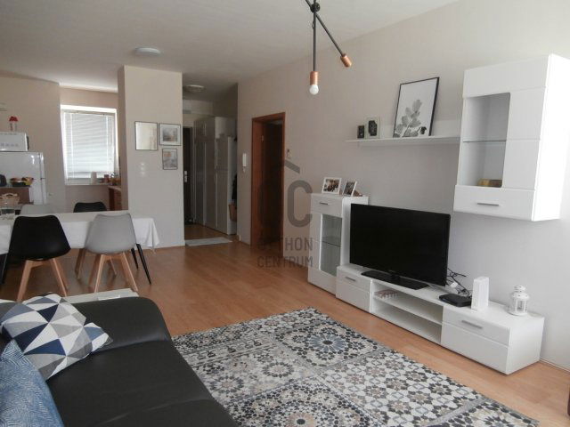 Kiadó téglalakás, albérlet, Debrecenben 250 E Ft / hó, 2 szobás