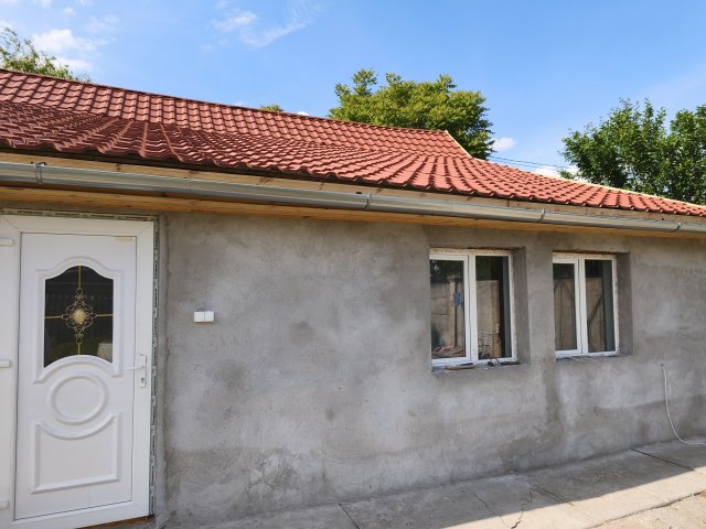 Eladó családi ház, Makón, Lendvai utcában 26.9 M Ft, 3 szobás