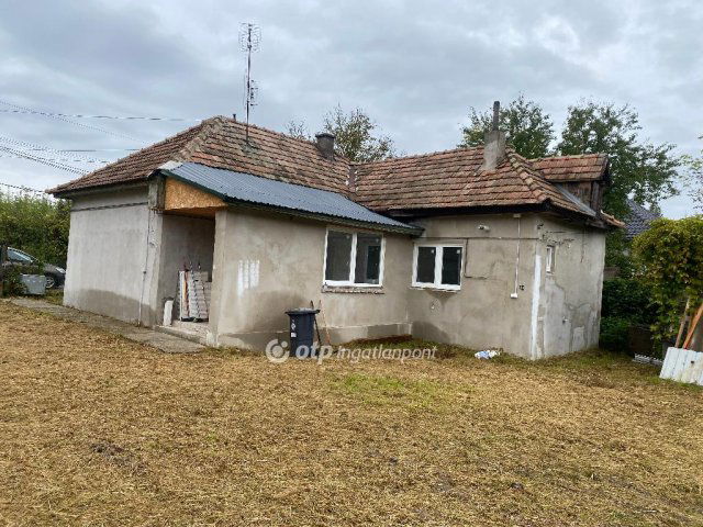 Eladó családi ház, Dejtáron 22.9 M Ft, 3 szobás