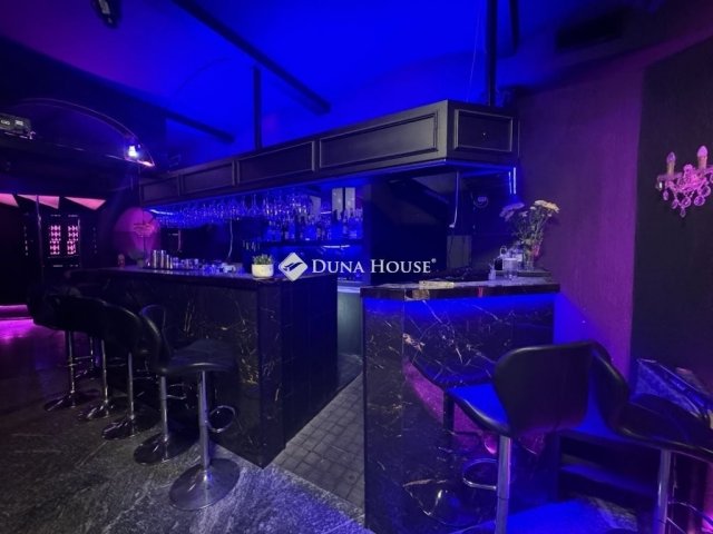 Eladó üzlethelyiség, Budapesten, VIII. kerületben 110 M Ft