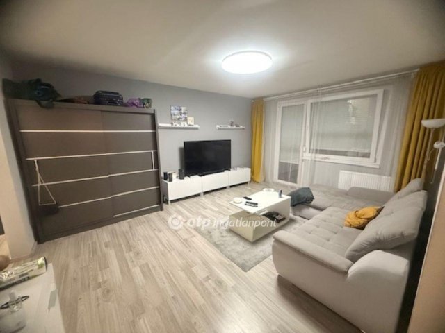 Eladó panellakás, Budapesten, XVII. kerületben 69 M Ft