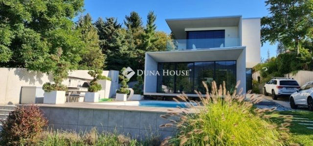 Eladó családi ház, Budapesten, III. kerületben 480 M Ft