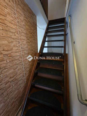 Eladó családi ház, Tiszafüreden 83.5 M Ft, 6 szobás