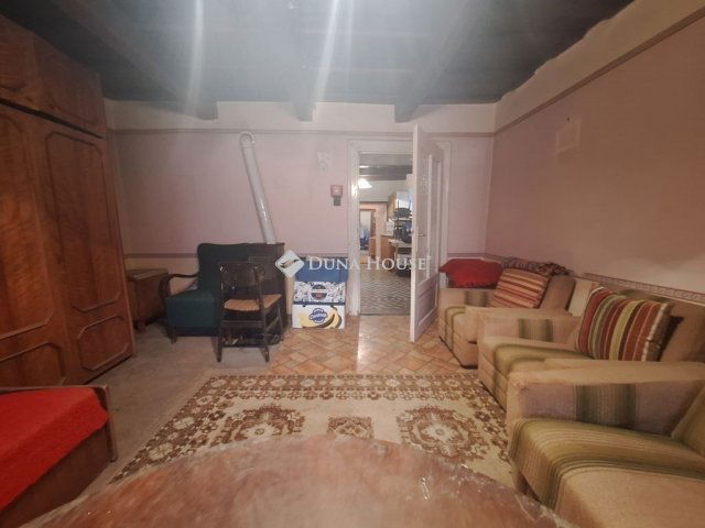 Eladó családi ház, Tanakajdon 17.9 M Ft, 3 szobás