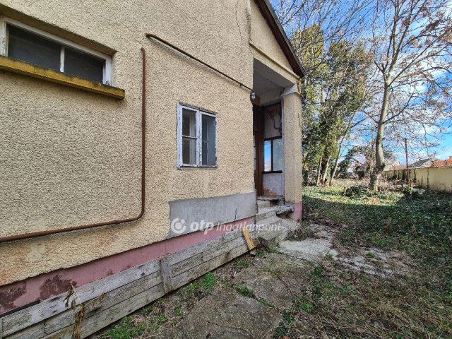 Eladó üzlethelyiség, Szentesen 25 M Ft / költözzbe.hu