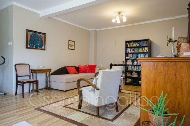 Eladó családi ház, Kapuváron 44.5 M Ft, 2 szobás