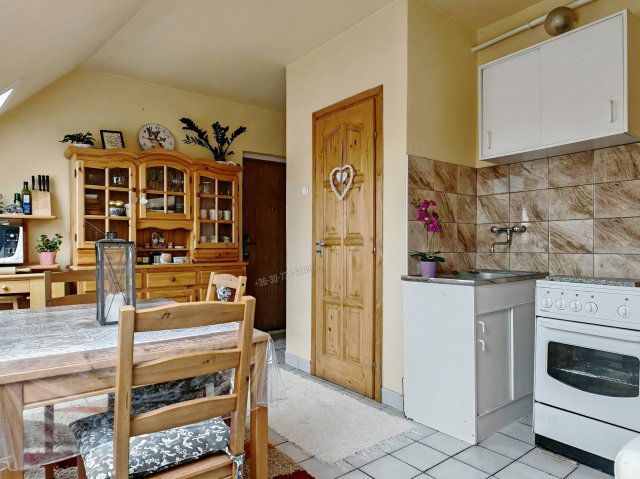 Eladó téglalakás, Egerben 29.9 M Ft, 2 szobás