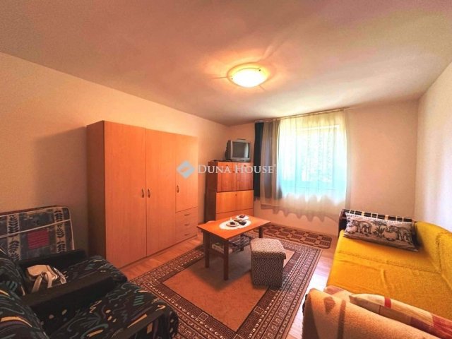 Eladó nyaraló, Siófokon 83 M Ft, 3 szobás / költözzbe.hu