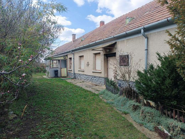 Eladó családi ház, Gyepükajánon 13.8 M Ft, 3 szobás