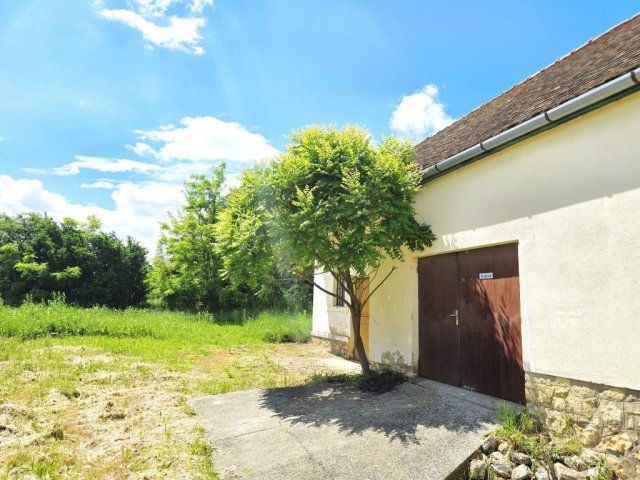 Eladó családi ház, Berkesden 39.5 M Ft, 5 szobás