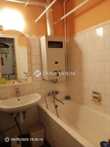 Eladó téglalakás, Budapesten, XXII. kerületben 63 M Ft