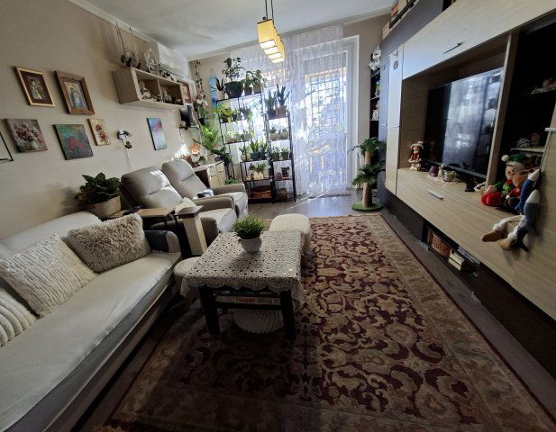 Eladó panellakás, Debrecenben, Derék utcában 68.4 M Ft, 3 szobás