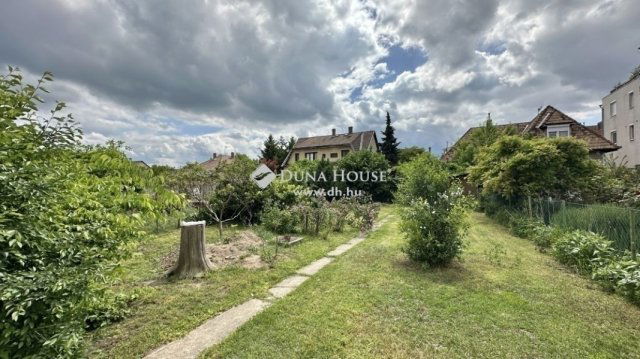 Eladó családi ház, Budapesten, XVIII. kerületben 84.9 M Ft