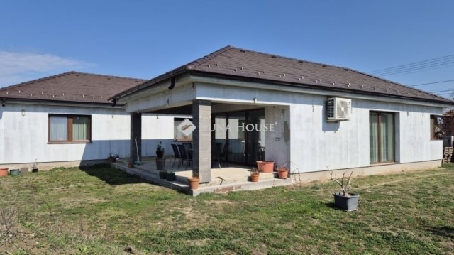Eladó családi ház, Lakitelken 155 M Ft, 4 szobás