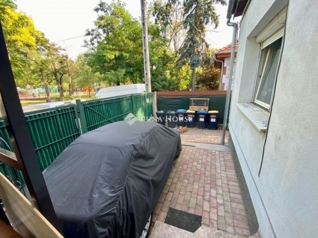 Eladó családi ház, Budapesten, XV. kerületben 96 M Ft