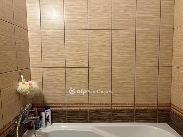 Eladó panellakás, Budapesten, X. kerületben 72.9 M Ft, 1+2 szobás