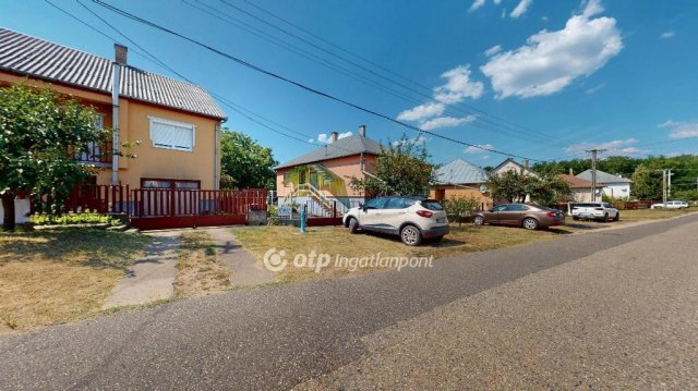 Eladó családi ház, Ófehértón 45 M Ft, 3 szobás