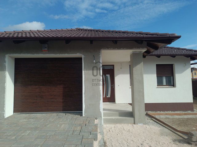 Eladó családi ház, Érden 168.9 M Ft, 4 szobás