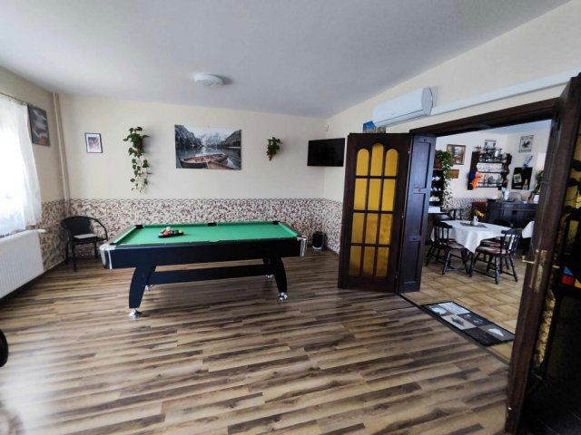 Eladó üzlethelyiség, Harkányban 169 M Ft, 19 szobás