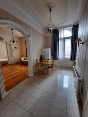 Kiadó téglalakás, albérlet, Székesfehérvárott 220 E Ft / hó