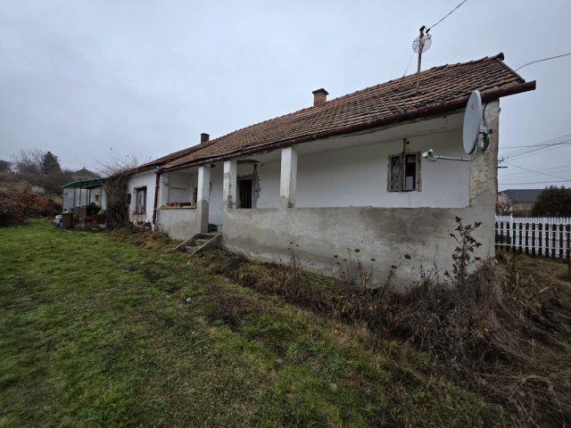 Eladó családi ház, Vereben 19.9 M Ft, 2 szobás