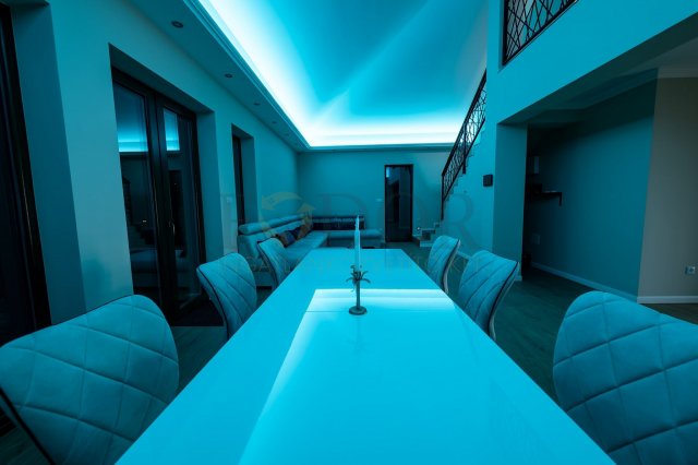 Eladó családi ház, Üllőn 184.6 M Ft, 4 szobás