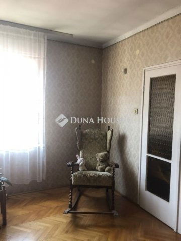 Eladó ikerház, Vácon 85 M Ft, 3 szobás / költözzbe.hu