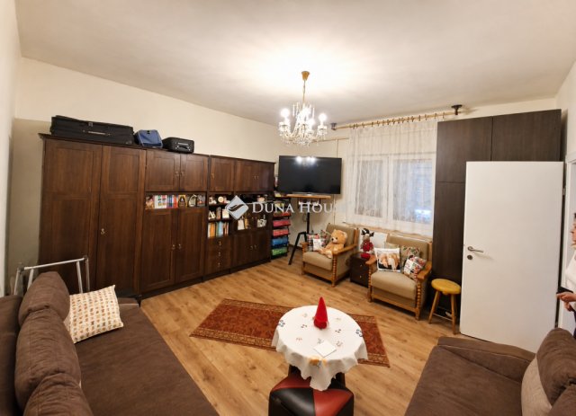 Eladó családi ház, Halászin 94 M Ft, 4 szobás
