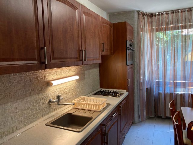 Eladó téglalakás, Debrecenben, Nap utcában 65 M Ft, 1+1 szobás