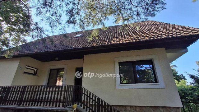 Eladó családi ház, Budapesten, II. kerületben 225 M Ft