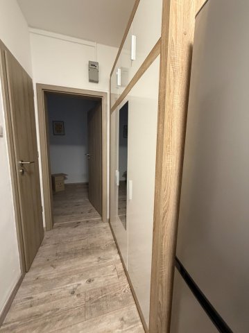 Kiadó panellakás, albérlet, Pécsett, Gyöngyös utcában