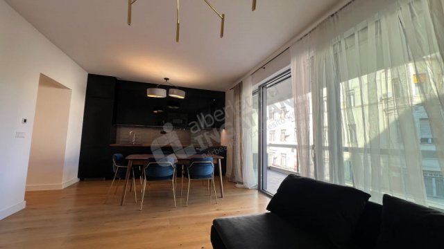 Kiadó téglalakás, albérlet, VI. kerületben, Benczúr utcában