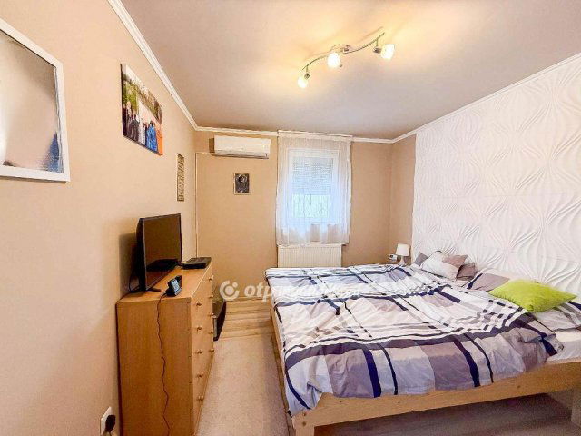 Eladó családi ház, Dunavarsányban 147.9 M Ft, 4 szobás