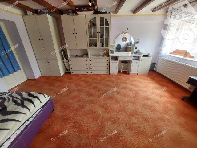 Eladó családi ház, Tiszakécskén 47 M Ft, 3 szobás