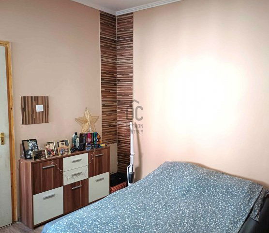 Eladó családi ház, Debrecenben 35 M Ft, 1 szobás