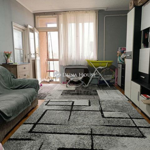 Eladó téglalakás, Szabadszálláson 16 M Ft, 2 szobás