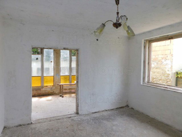 Eladó családi ház, Keszthelyen 39.9 M Ft, 3 szobás
